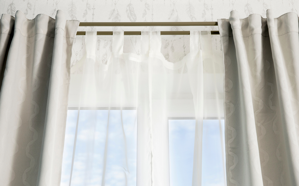 Double,Curtain,Rods,For,See,Through,Day,Curtain,And,Room Karnisze podwójne